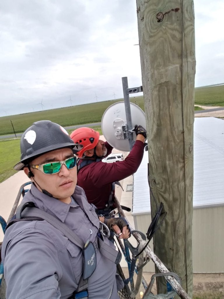 Our crews installing new service in McCook Texas.  Twin is always working hard to ensure the best rural internet service for you across south Texas. 