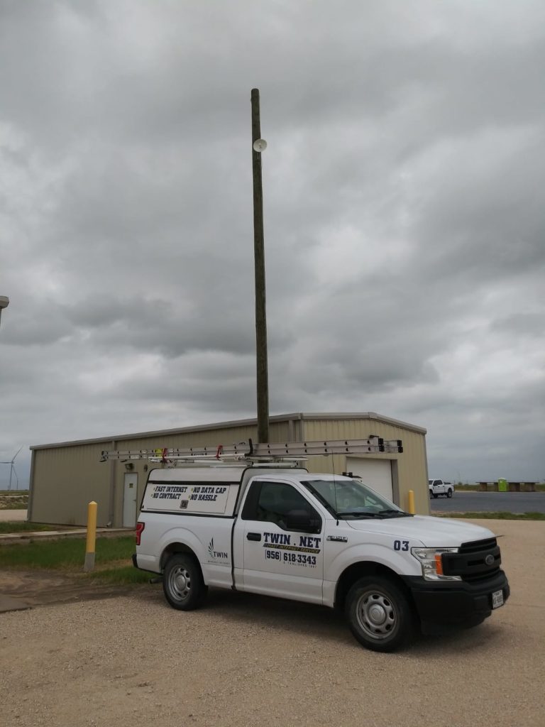 Our crews installing new service in McCook Texas.  Twin is always working hard to ensure the best rural internet service for you across south Texas. 